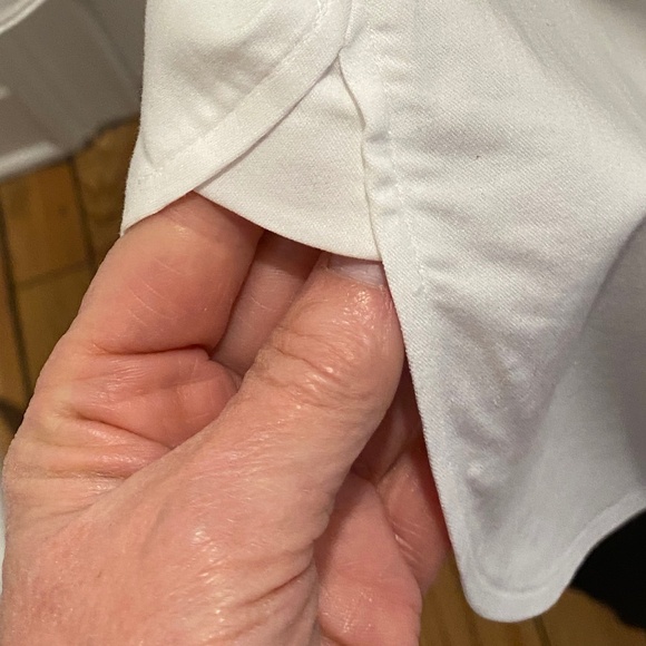 Classic Chico's White Blouse with Bell Sleeves - Chico's Size 2 - Picture 8 of 14